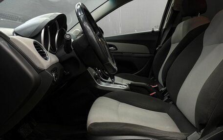 Chevrolet Cruze II, 2013 год, 749 777 рублей, 18 фотография