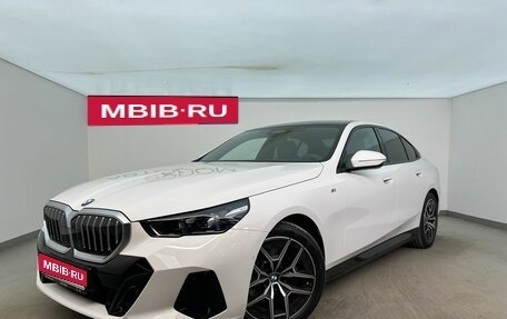 BMW 5 серия, 2025 год, 9 250 000 рублей, 1 фотография