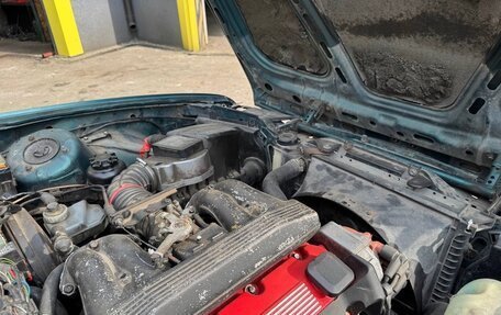 BMW 3 серия, 1985 год, 195 000 рублей, 14 фотография