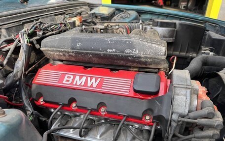 BMW 3 серия, 1985 год, 195 000 рублей, 13 фотография