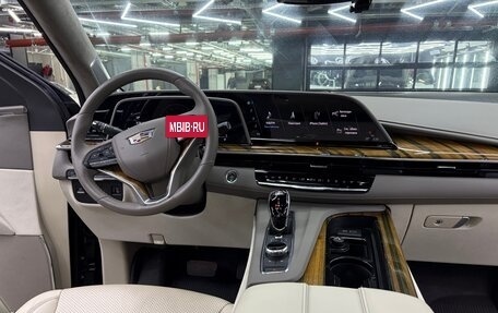 Cadillac Escalade V, 2021 год, 10 900 000 рублей, 4 фотография