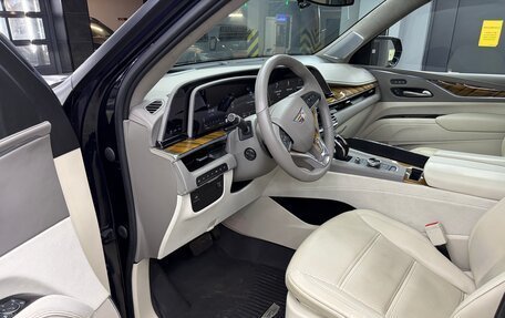 Cadillac Escalade V, 2021 год, 10 900 000 рублей, 16 фотография