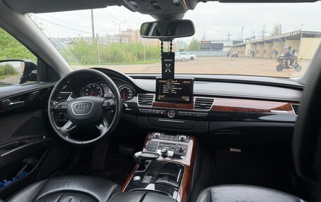 Audi A8, 2012 год, 1 580 000 рублей, 7 фотография