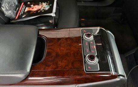 Audi A8, 2012 год, 1 580 000 рублей, 15 фотография
