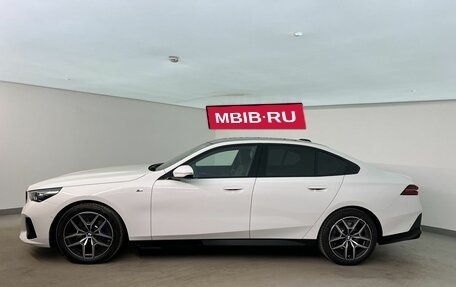 BMW 5 серия, 2025 год, 9 250 000 рублей, 5 фотография