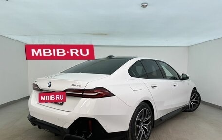 BMW 5 серия, 2025 год, 9 250 000 рублей, 2 фотография