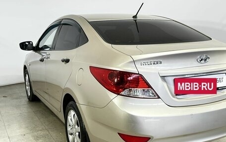 Hyundai Solaris II рестайлинг, 2011 год, 635 000 рублей, 10 фотография