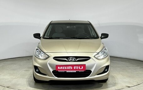 Hyundai Solaris II рестайлинг, 2011 год, 635 000 рублей, 6 фотография