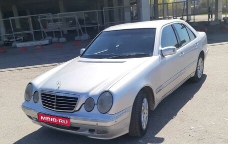 Mercedes-Benz E-Класс, 2000 год, 660 000 рублей, 1 фотография