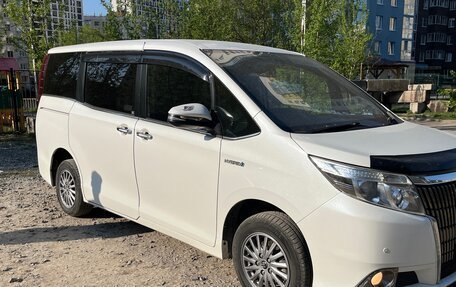 Toyota Esquire I, 2014 год, 1 900 000 рублей, 2 фотография