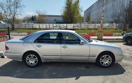 Mercedes-Benz E-Класс, 2000 год, 660 000 рублей, 6 фотография