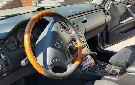Mercedes-Benz E-Класс, 2000 год, 660 000 рублей, 8 фотография