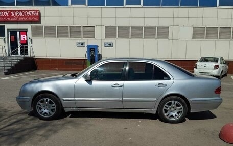 Mercedes-Benz E-Класс, 2000 год, 660 000 рублей, 5 фотография