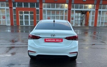 Hyundai Solaris II рестайлинг, 2018 год, 900 000 рублей, 6 фотография