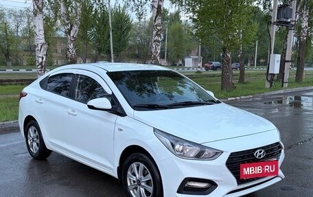 Hyundai Solaris II рестайлинг, 2018 год, 900 000 рублей, 7 фотография