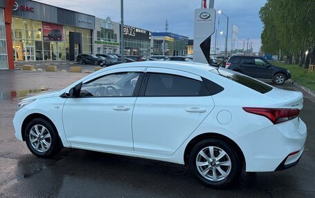 Hyundai Solaris II рестайлинг, 2018 год, 900 000 рублей, 14 фотография