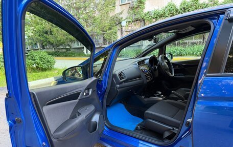 Honda Fit III, 2018 год, 1 555 000 рублей, 6 фотография