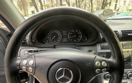 Mercedes-Benz C-Класс, 2005 год, 710 000 рублей, 8 фотография