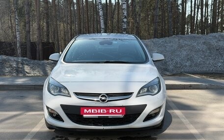 Opel Astra J, 2013 год, 850 000 рублей, 3 фотография