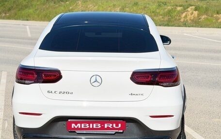 Mercedes-Benz GLC Coupe, 2021 год, 5 600 000 рублей, 2 фотография