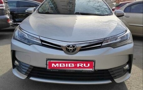 Toyota Corolla, 2018 год, 1 700 000 рублей, 3 фотография