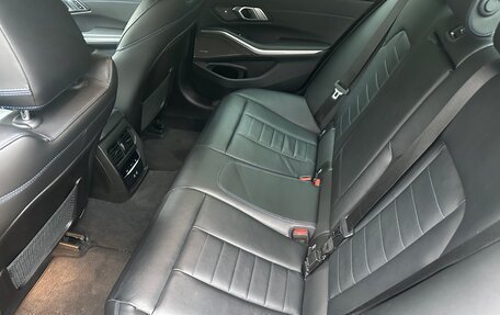 BMW 3 серия, 2022 год, 3 700 000 рублей, 16 фотография