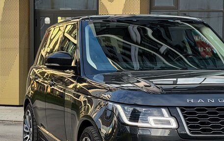 Land Rover Range Rover IV рестайлинг, 2018 год, 9 600 000 рублей, 9 фотография