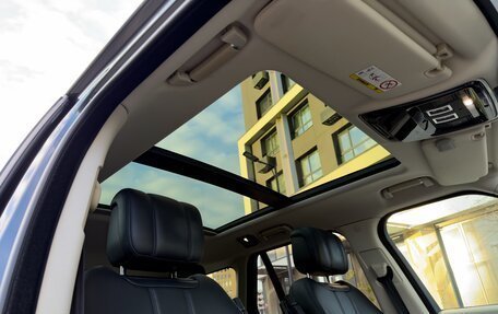 Land Rover Range Rover IV рестайлинг, 2018 год, 9 600 000 рублей, 32 фотография
