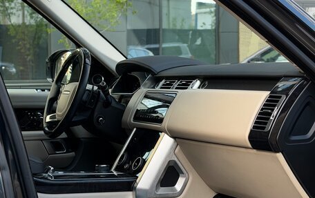 Land Rover Range Rover IV рестайлинг, 2018 год, 9 600 000 рублей, 28 фотография