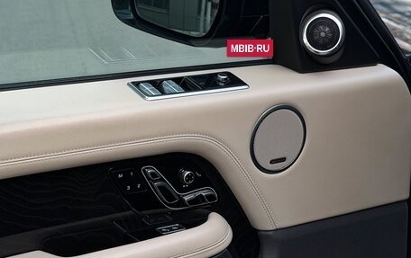 Land Rover Range Rover IV рестайлинг, 2018 год, 9 600 000 рублей, 21 фотография