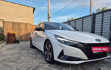Hyundai Elantra, 2021 год, 1 930 000 рублей, 10 фотография