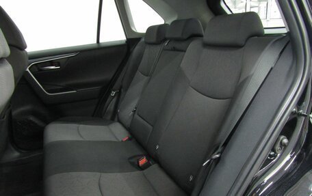 Toyota RAV4, 2021 год, 3 600 000 рублей, 16 фотография