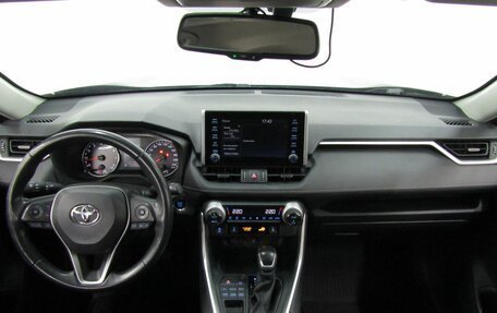 Toyota RAV4, 2021 год, 3 600 000 рублей, 18 фотография