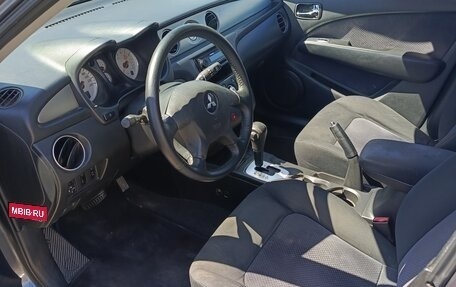 Mitsubishi Outlander III рестайлинг 3, 2005 год, 735 000 рублей, 4 фотография