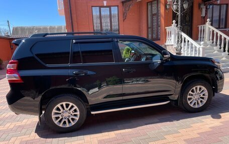 Toyota Land Cruiser Prado 150 рестайлинг 2, 2016 год, 4 700 000 рублей, 6 фотография