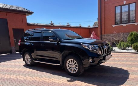 Toyota Land Cruiser Prado 150 рестайлинг 2, 2016 год, 4 700 000 рублей, 7 фотография