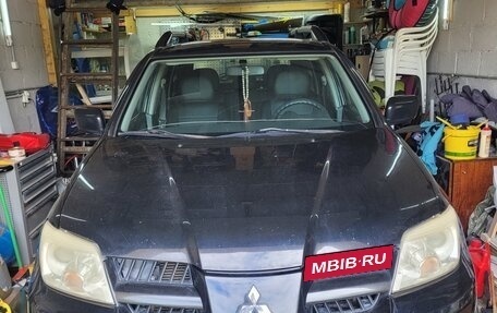 Mitsubishi Outlander III рестайлинг 3, 2007 год, 600 000 рублей, 2 фотография