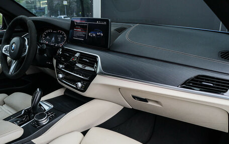BMW 5 серия, 2020 год, 5 700 000 рублей, 7 фотография