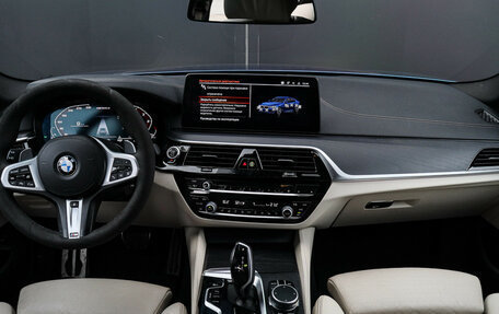 BMW 5 серия, 2020 год, 5 700 000 рублей, 13 фотография