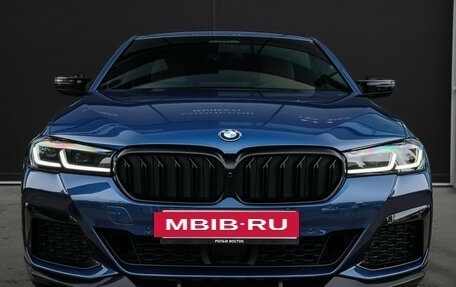BMW 5 серия, 2020 год, 5 700 000 рублей, 2 фотография