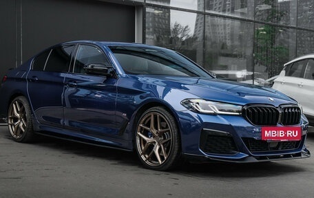 BMW 5 серия, 2020 год, 5 700 000 рублей, 3 фотография