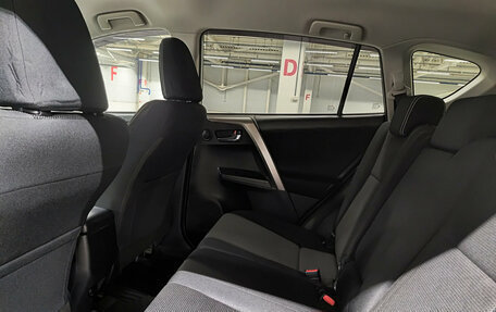Toyota RAV4, 2016 год, 2 297 000 рублей, 16 фотография