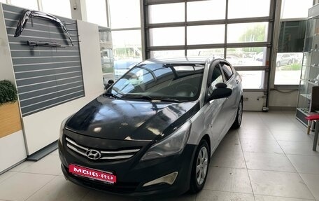 Hyundai Solaris II рестайлинг, 2015 год, 420 000 рублей, 1 фотография
