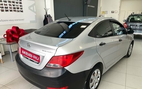 Hyundai Solaris II рестайлинг, 2015 год, 420 000 рублей, 4 фотография