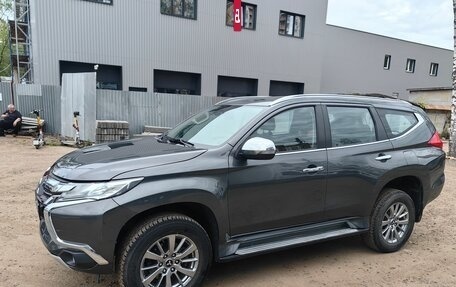 Mitsubishi Pajero Sport III рестайлинг, 2019 год, 2 850 000 рублей, 17 фотография
