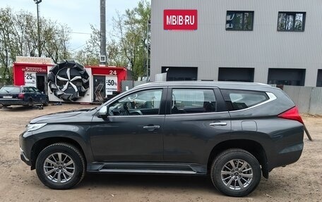 Mitsubishi Pajero Sport III рестайлинг, 2019 год, 2 850 000 рублей, 16 фотография