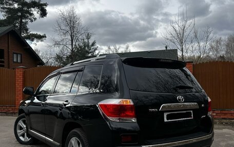 Toyota Highlander III, 2013 год, 2 080 000 рублей, 6 фотография