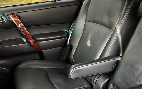 Toyota Highlander III, 2013 год, 2 080 000 рублей, 24 фотография