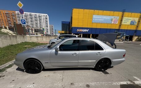 Mercedes-Benz E-Класс, 1999 год, 780 000 рублей, 2 фотография