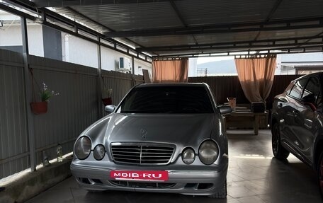 Mercedes-Benz E-Класс, 1999 год, 780 000 рублей, 12 фотография